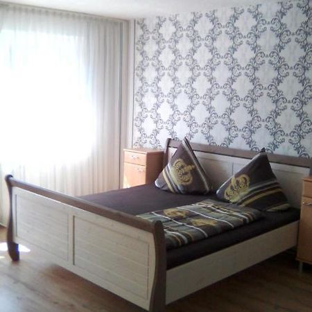 Mosel Ferienwohnung Целль-ан-дер-Мозель Екстер'єр фото